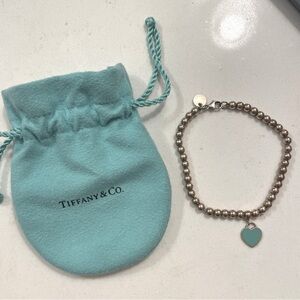 Tiffany and co return to Tiffany blue heart beaded bracelet